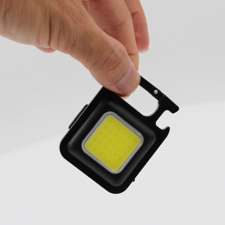چراغ قوه شارژی چندکاره سی او بی مدل Magnetic Light